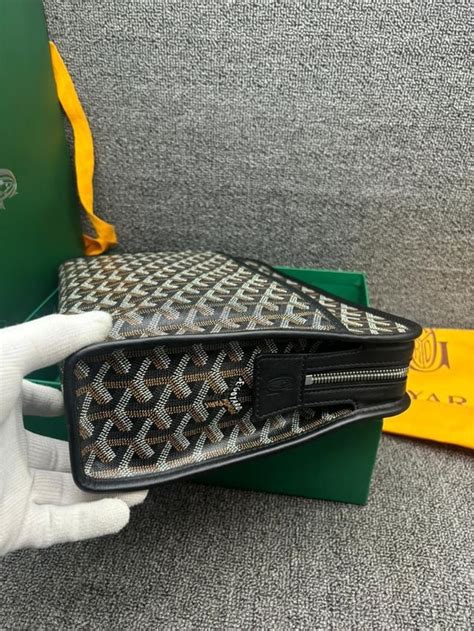 goyard zip key pouch|goyard jouvence toiletry pouch.